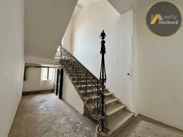 Prodej komerční nemovitosti, Městec Králové, T. G. Masaryka, 2550 m2