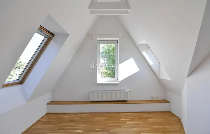 Pronájem rodinného domu, Praha - Střešovice, Západní, 210 m2