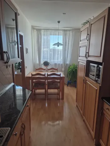 Prodej bytu 3+1, Kladno, Vít. Nezvala, 71 m2