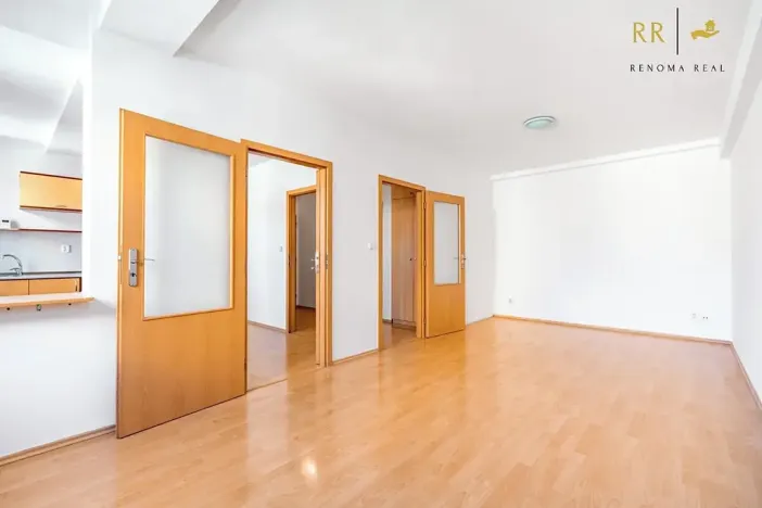 Pronájem bytu 1+1, Brno, Slovákova, 45 m2