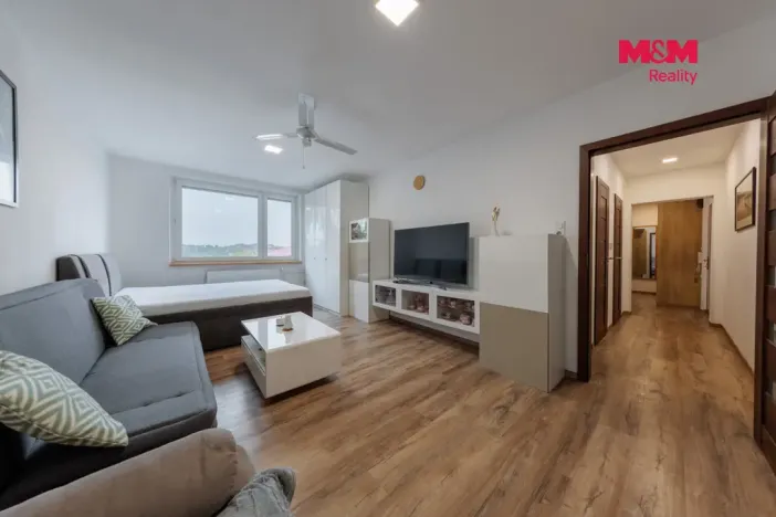 Prodej bytu 2+1, Sokolov, Vítězná, 66 m2