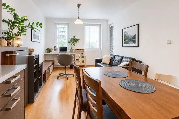 Prodej bytu 2+kk, Praha - Horní Měcholupy, Padovská, 50 m2