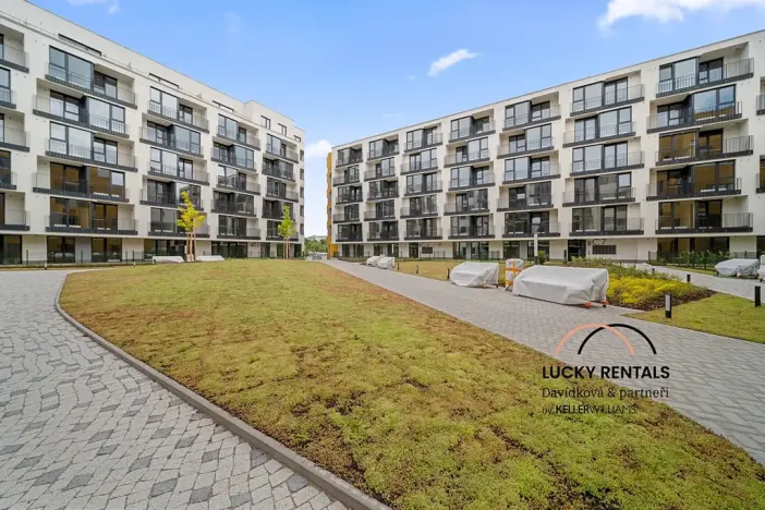Pronájem bytu 1+kk, Praha - Chodov, Líbalova, 32 m2