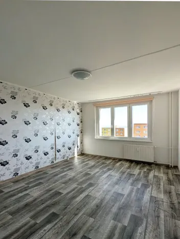 Pronájem bytu 2+1, Chomutov, Zahradní, 51 m2