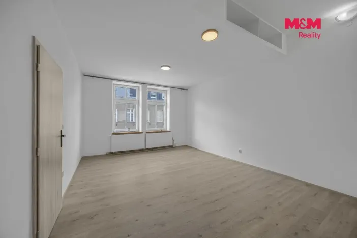 Pronájem bytu 1+1, Trutnov - Poříčí, Voletinská, 48 m2