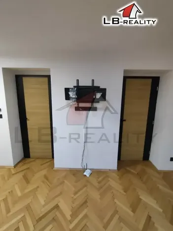 Pronájem bytu 2+1, Kolín, Kpt. Jaroše, 70 m2