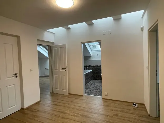 Pronájem rodinného domu, Kamenice, Osadní, 157 m2