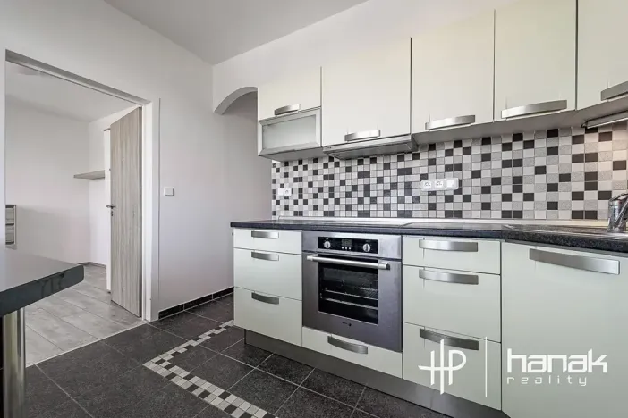 Pronájem bytu 3+1, Olomouc, Janského, 64 m2