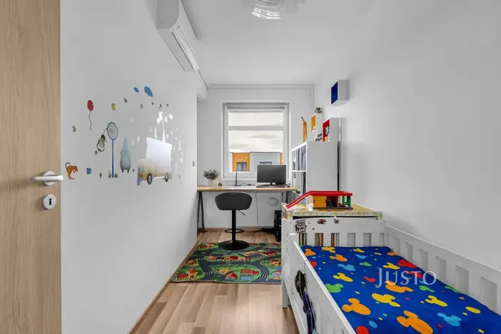 Prodej bytu 3+kk, Praha - Uhříněves, Oty Bubeníčka, 57 m2