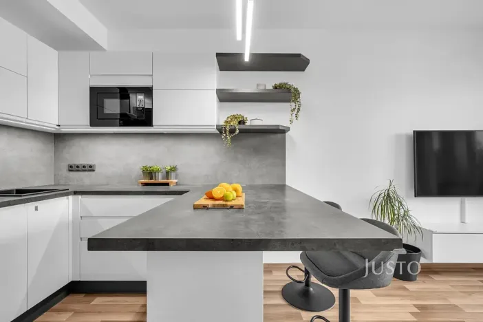 Prodej bytu 3+kk, Praha - Uhříněves, Oty Bubeníčka, 57 m2