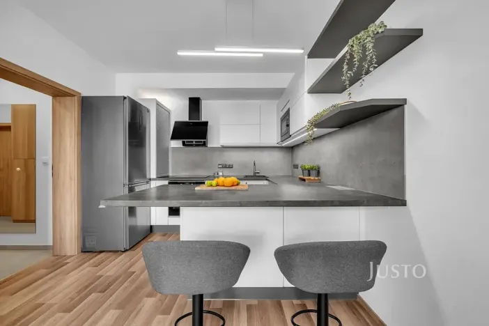 Prodej bytu 3+kk, Praha - Uhříněves, Oty Bubeníčka, 57 m2