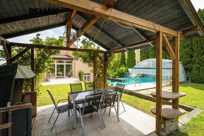 Prodej vily, Slaný, Máchova, 352 m2