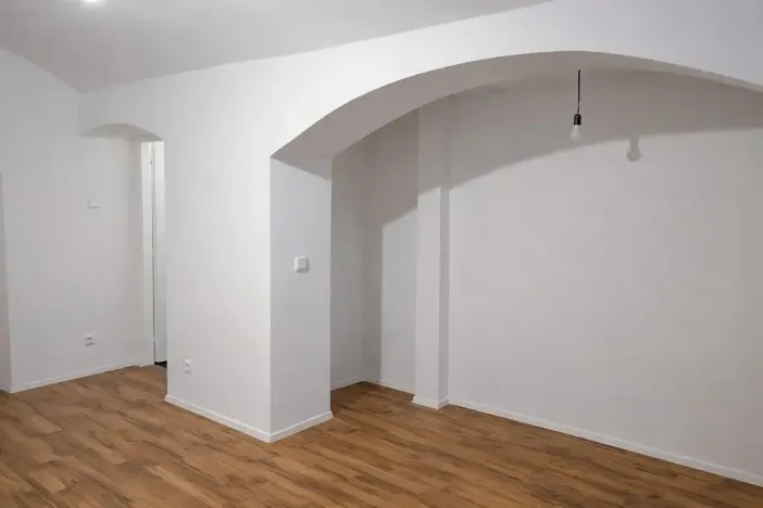 Pronájem obchodního prostoru, Praha - Strašnice, Saratovská, 20 m2