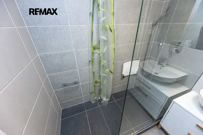 Pronájem bytu 2+kk, Praha - Holešovice, Jankovcova, 60 m2