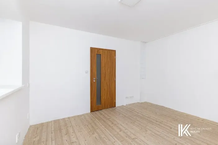 Pronájem obchodního prostoru, Pardubice, Chrudimská, 131 m2