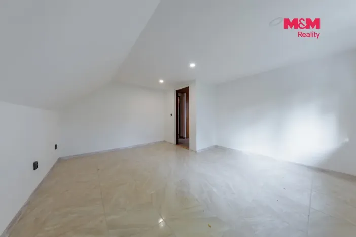 Prodej rodinného domu, Horní Slavkov, Kfely, 248 m2