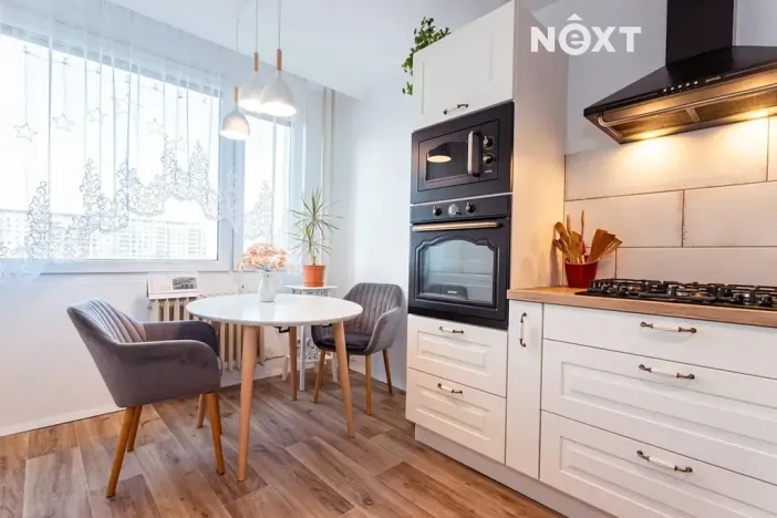 Prodej bytu 3+1, Praha - Kobylisy, Bojasova, 69 m2