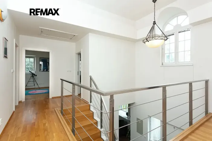Pronájem vily, Praha - Nebušice, Na Malé Šárce, 302 m2