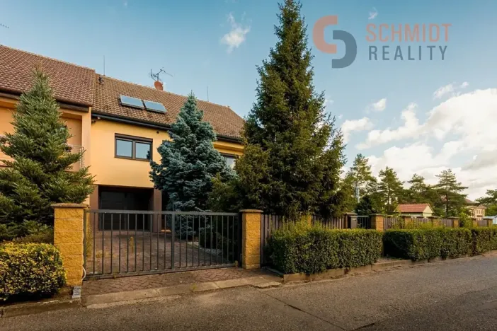 Prodej vícegeneračního domu, Hlohovec, Dolní konec, 259 m2