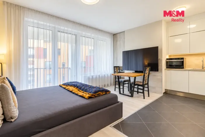 Prodej bytu 1+kk, Praha, Stočesova, 35 m2