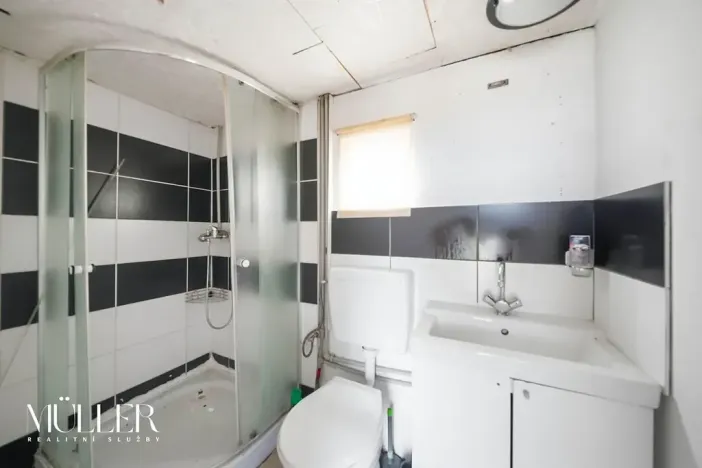 Prodej pozemku pro bydlení, Pardubice, 1340 m2