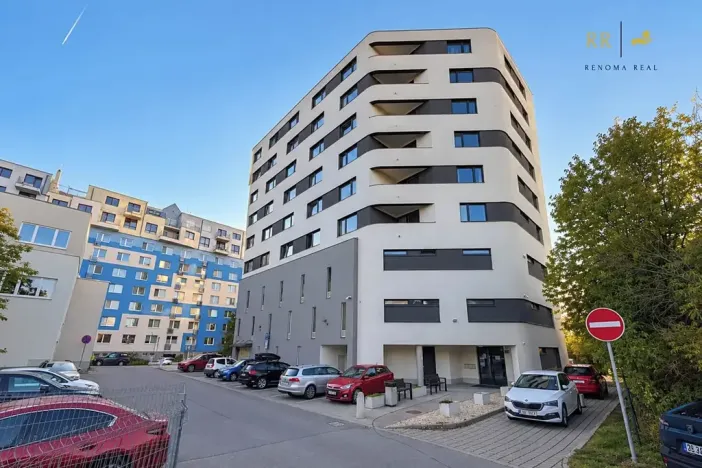 Pronájem bytu 1+kk, Brno, třída Generála Píky, 36 m2