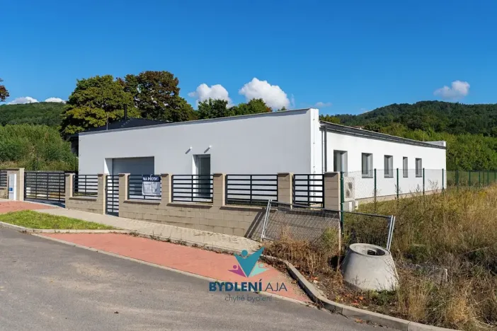 Prodej rodinného domu, Dubí, V Aleji, 206 m2