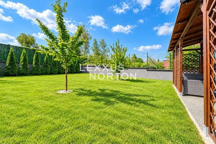 Pronájem rodinného domu, Roztoky, Zvoncová, 163 m2
