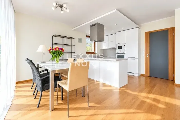 Pronájem rodinného domu, Roztoky, Zvoncová, 163 m2