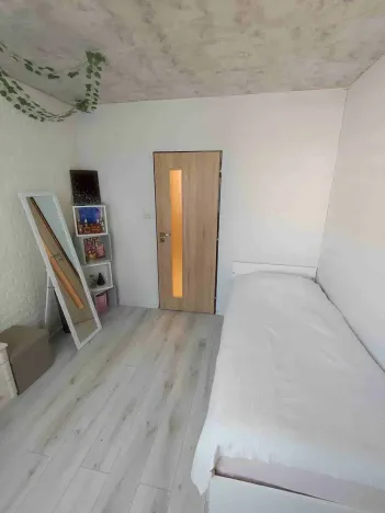 Prodej bytu 3+1, Rožmitál pod Třemšínem, Komenského, 80 m2