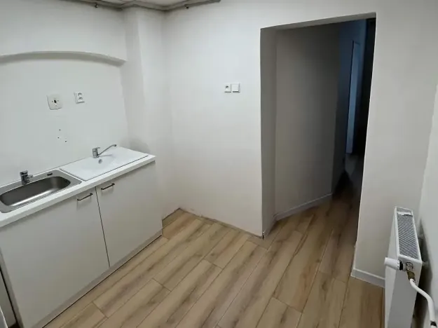Pronájem kanceláře, Brno, Kopečná, 32 m2