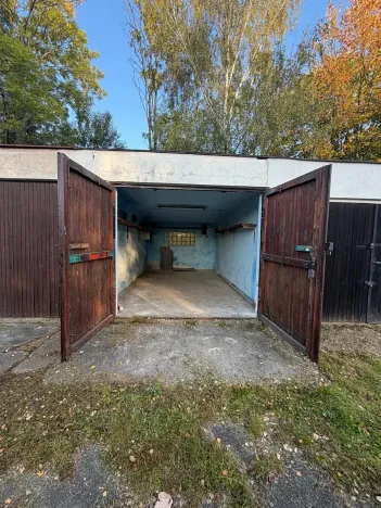Prodej garáže, Liberec, Suldovského, 18 m2