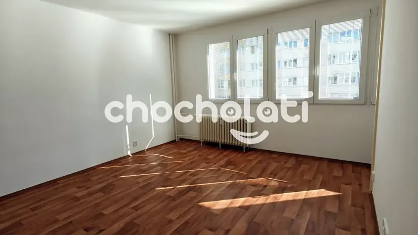Pronájem bytu 1+kk, Pardubice, Varšavská, 28 m2