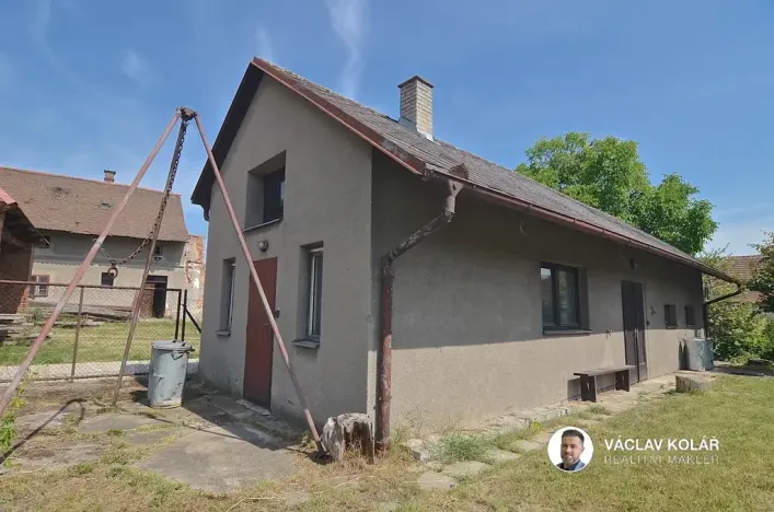 Prodej rodinného domu, Stěžery, Lipová, 196 m2