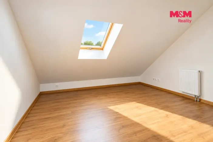 Pronájem rodinného domu, Hory, 125 m2