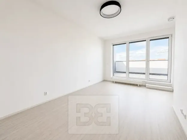 Pronájem bytu 3+kk, Brno, Střední, 90 m2