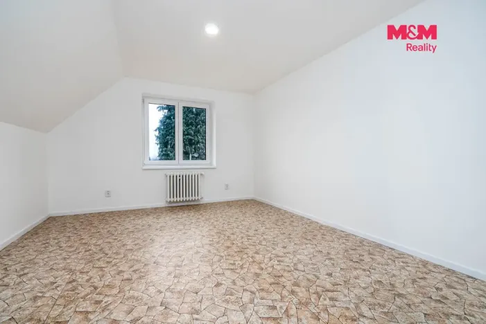 Prodej rodinného domu, Praha - Horní Počernice, Jasenná, 292 m2