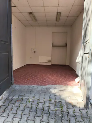 Pronájem garáže, Karlovy Vary, Moravská, 15 m2