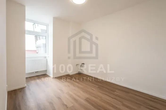 Pronájem bytu 2+kk, Pardubice, třída Míru, 51 m2