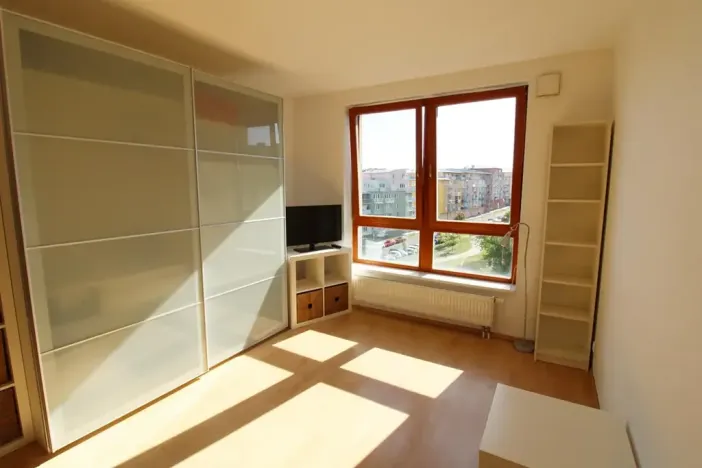 Pronájem bytu 1+kk, Praha - Kunratice, Pod Haltýřem, 29 m2