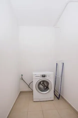Pronájem bytu 3+kk, Praha, Pražská, 82 m2