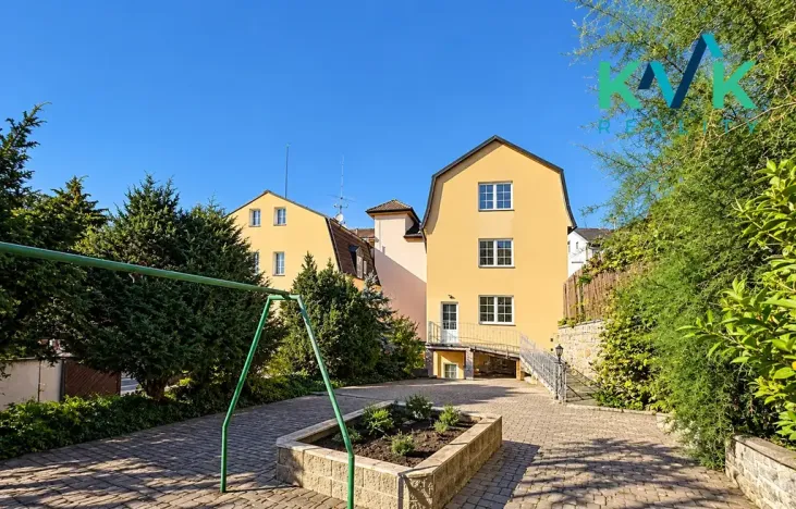 Prodej ubytování, Karlovy Vary, Studentská, 1127 m2