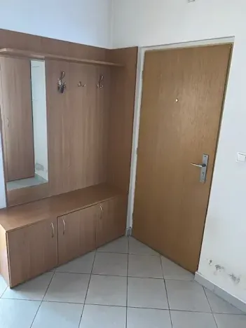 Pronájem bytu 2+kk, Praha, Meteorologická, 57 m2