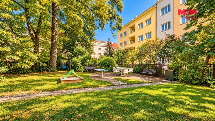 Prodej bytu 1+1, Praha - Nusle, U družstev, 58 m2