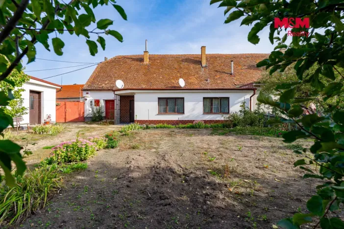 Prodej rodinného domu, Hostim, 130 m2