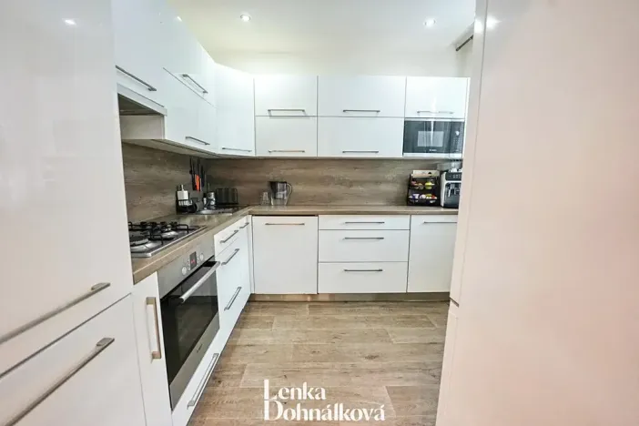 Prodej bytu 3+1, Hodonín, Jižní, 64 m2