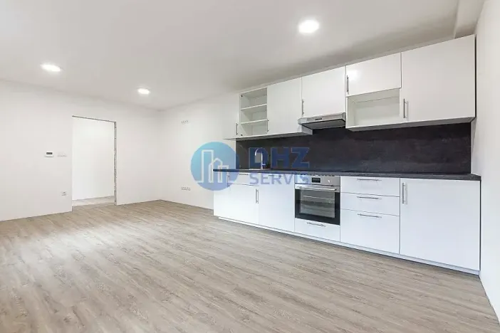 Pronájem bytu 4+kk, Hořátev, 90 m2