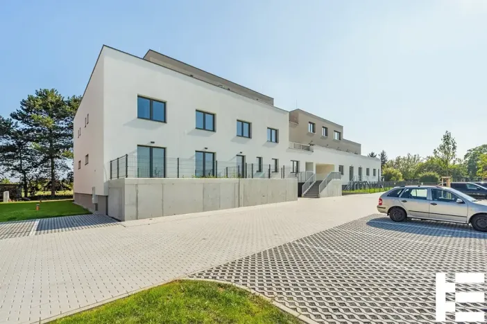 Prodej bytu 2+kk, Praha - Satalice, Za Novákovou zahradou, 36 m2