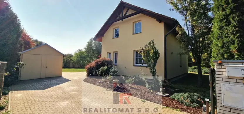 Pronájem rodinného domu, Šestajovice, Ve Skále, 160 m2