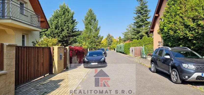 Pronájem rodinného domu, Šestajovice, Ve Skále, 160 m2
